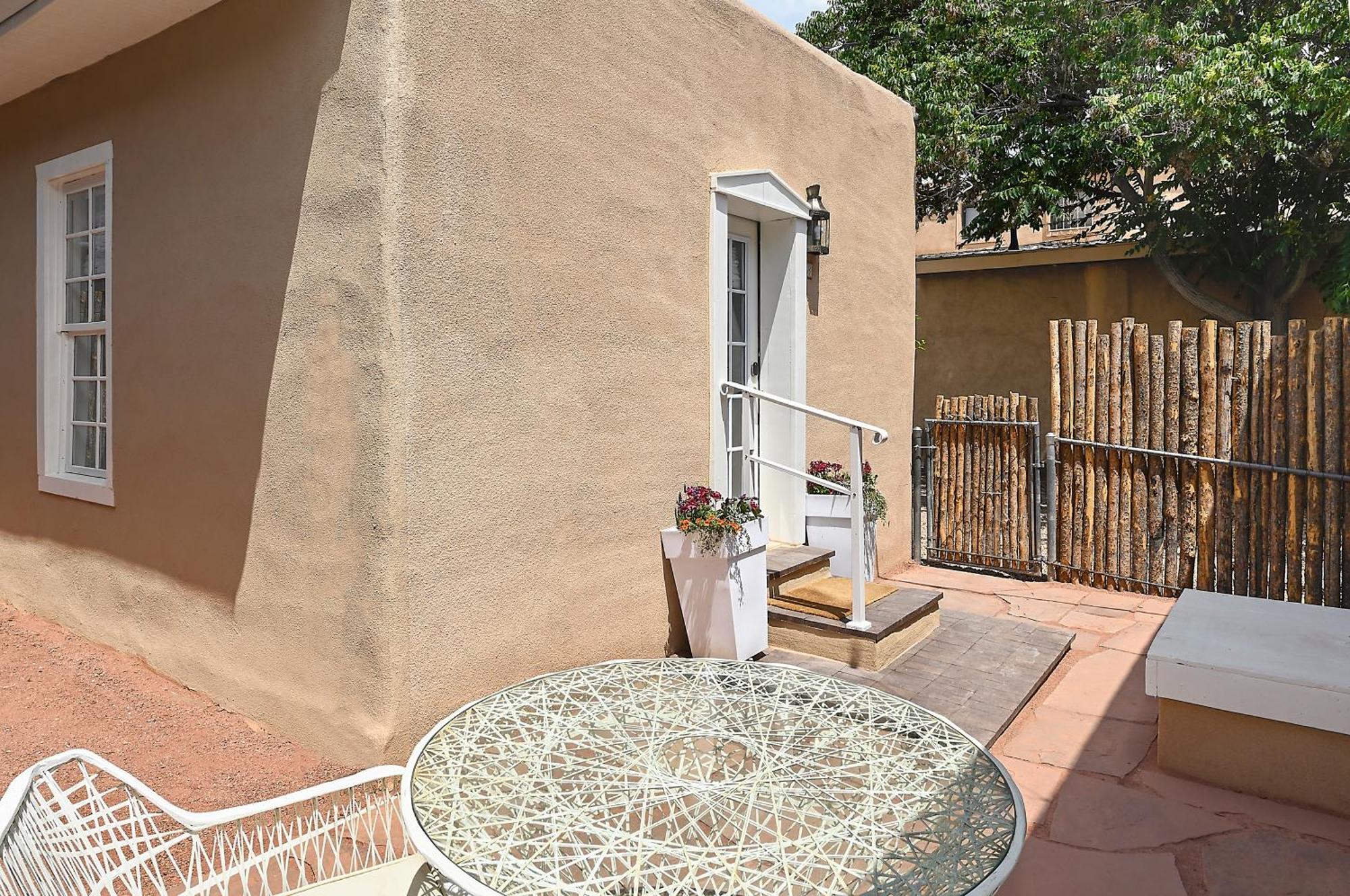 Dos Hermanas Casita 8 Downtown Courtyard Patio 圣菲 外观 照片